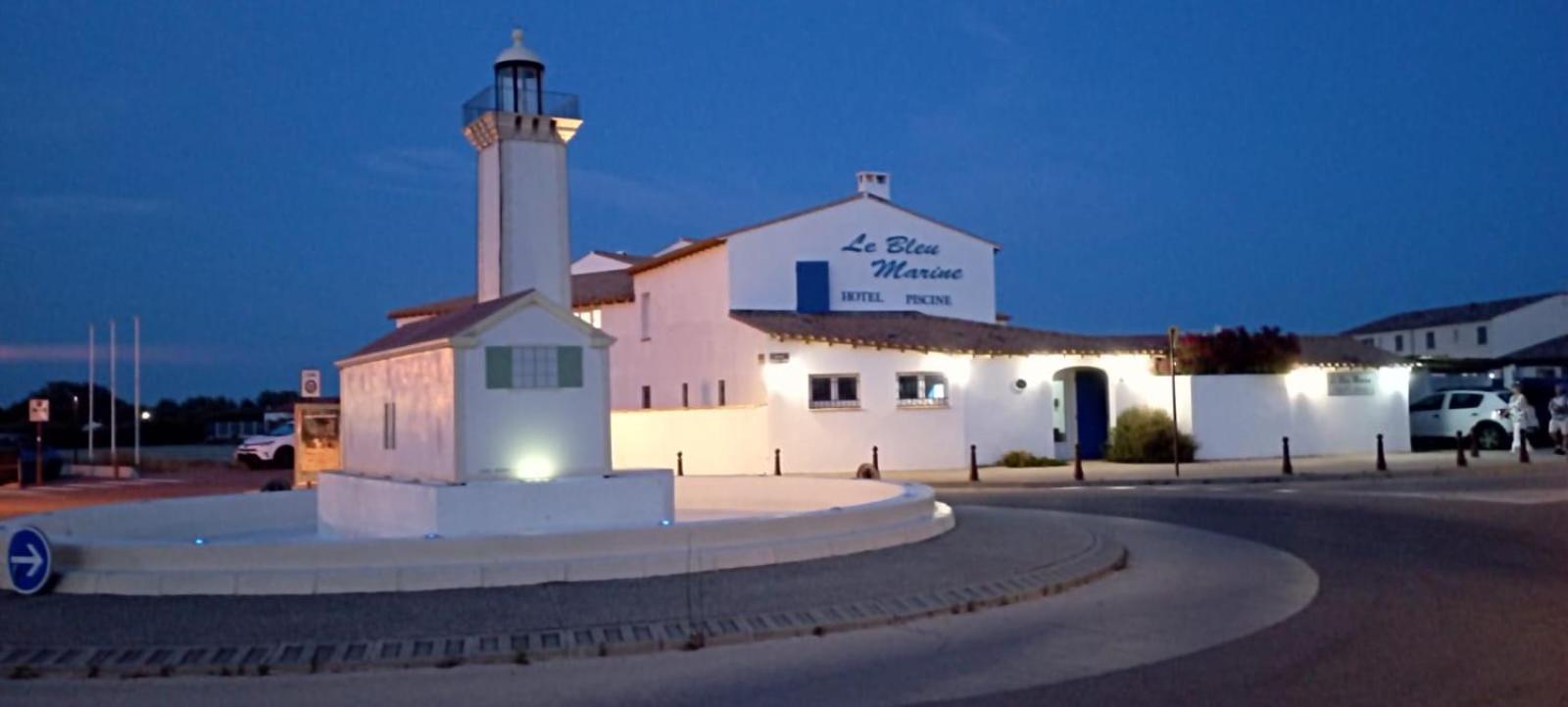 Hotel Le Bleu Marine Сен Мари де ла Мер Екстериор снимка